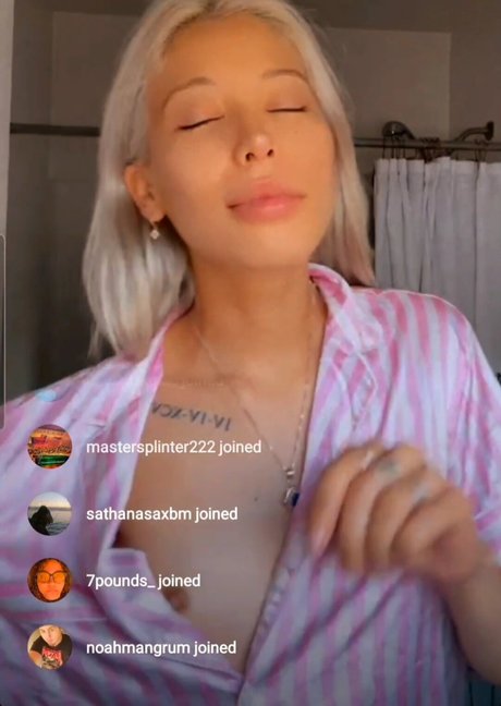 japanese teen onlyfans top gallery