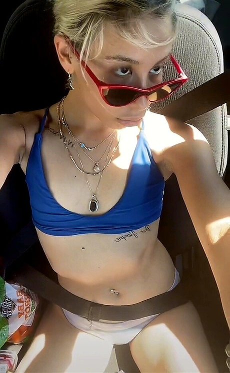 Charisma Kain pornstar hd pictures