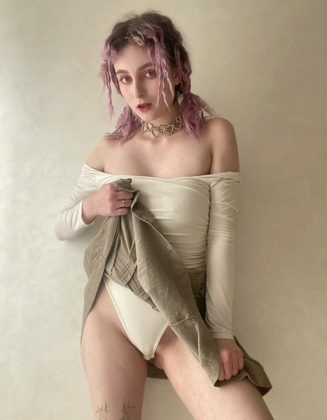 leilaagrace hot star gallery