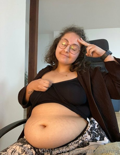 cutecatanna model top pic