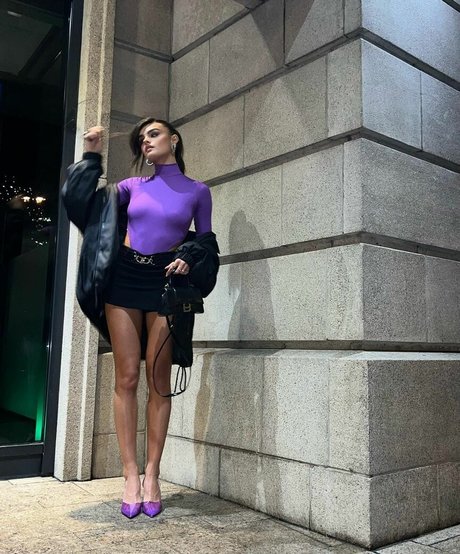 Freya Walton pornographic actress picture