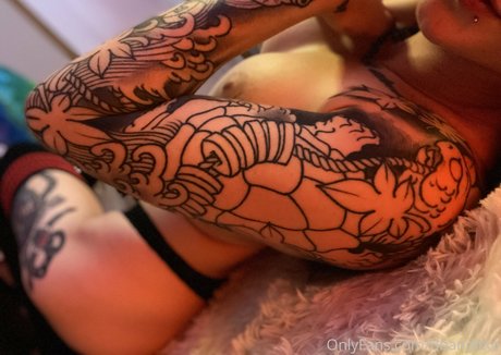 asian influencer onlyfans sexy naked pics