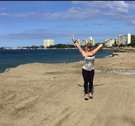 Vanessa Pardo xxx pornstar images