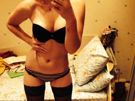 rosy blondbabe beautiful star pics