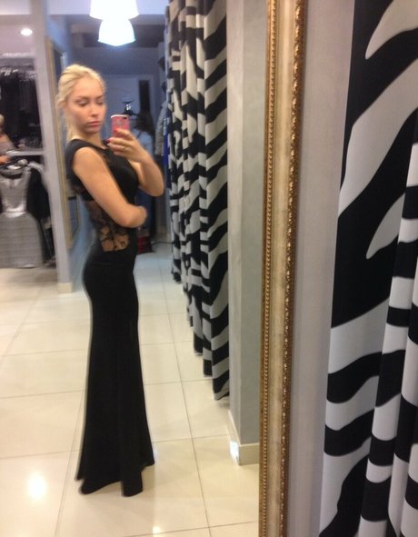 rosy blondbabe star top pic