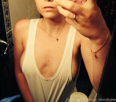 rosy blondbabe top actress img