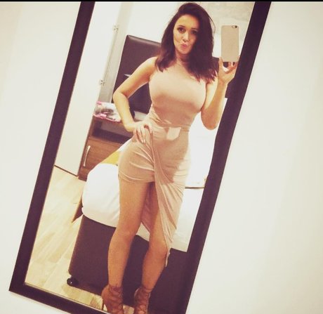 Clair Buckley nude model archive