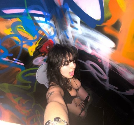 Maddy Adderley pretty star pic