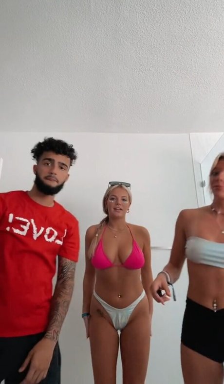 Kyla Deaver model sex images