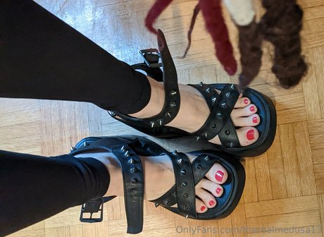 therealmedussa hot star gallery