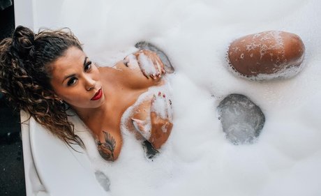 Raica model pornographic photos