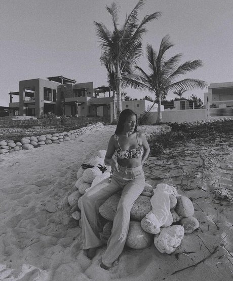 female popular onlyfans free sex photo