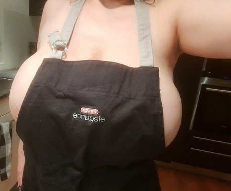 fingering pussy onlyfans top image