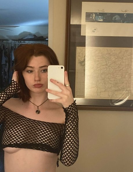 meow4meb1tchh porn star picture