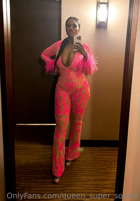 queen super soaker exclusive star pics