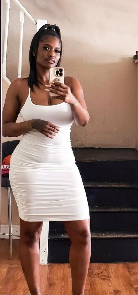 feet teen onlyfans exclusive image