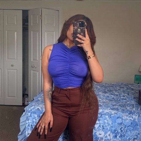 smile onlyfans free nude pic