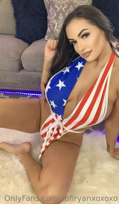 sofiryanxoxoxo hd model pic