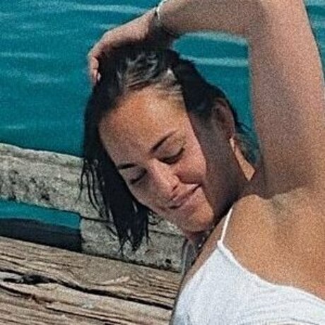 saintjessie hd pornstar picture