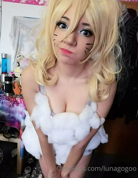 lunagogoo porn star gallery