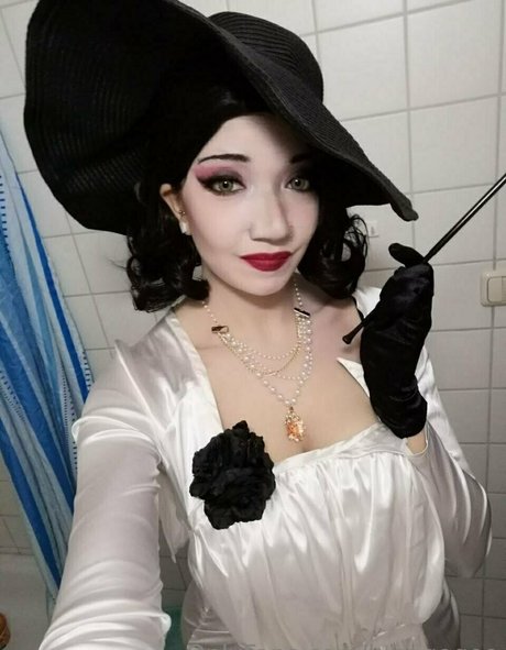 lunagogoo model adult pics