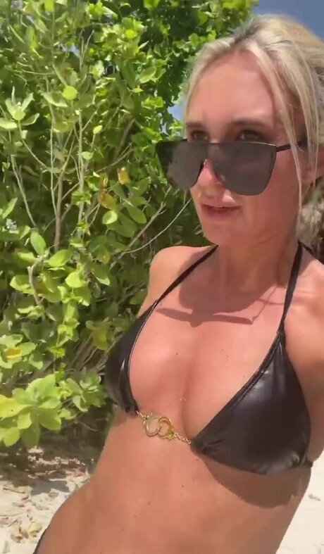 Megan McKenna pornstar sexy archive