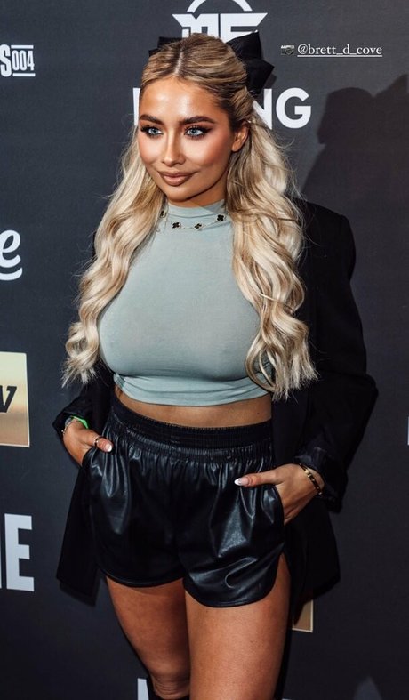 Saffron Barker hd model image