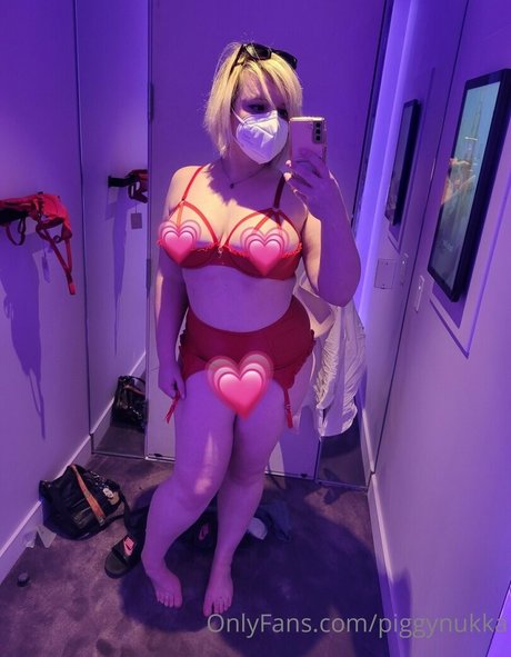 piggynukka hd star image