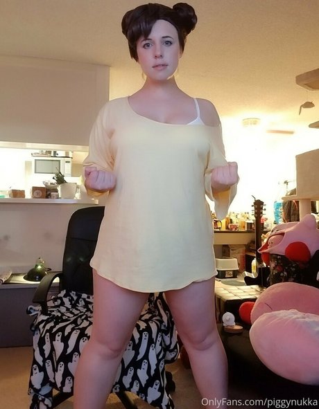 piggynukka exclusive star photo