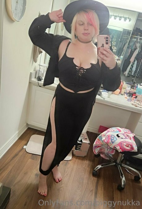 chubby solo onlyfans art nude photo