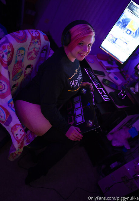 piggynukka art star images