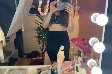 Rapunzel ASMR nudes actress pictures