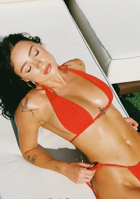 sebbyraw sexy actress pics