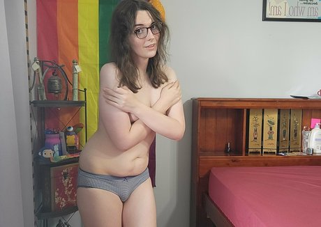 18 asian onlyfans nude pictures