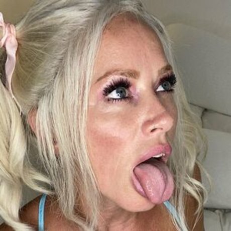 misscjhunter hd model img