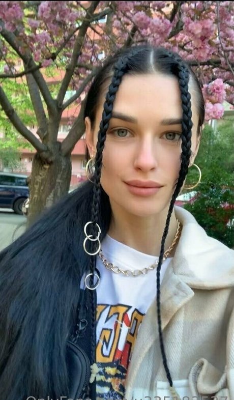 cutie alice model nude img