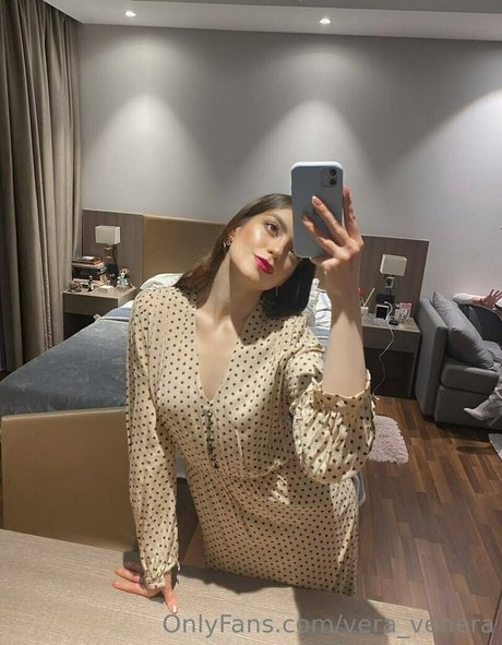 vera venera nudes model pic