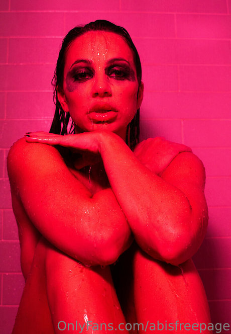 thick latina milf onlyfans sexy nude galleries