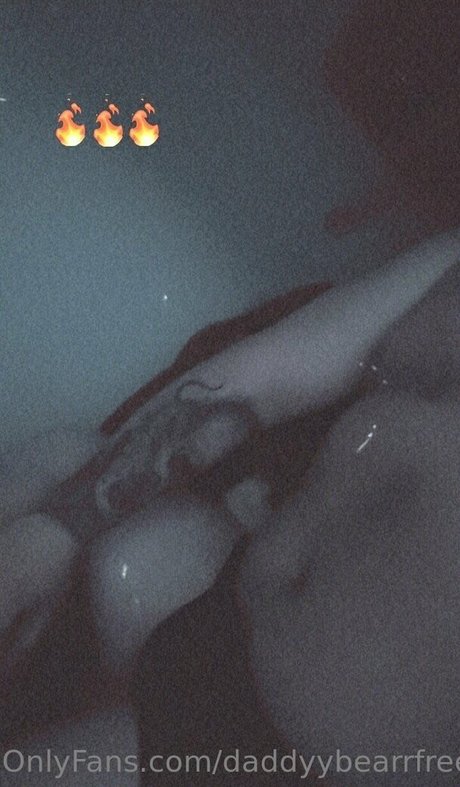 daddyybearrfree erotic actress photo