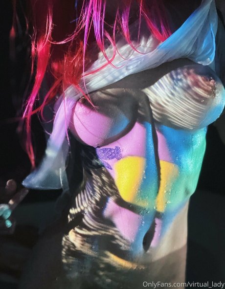 Virtual Lady model naked photo