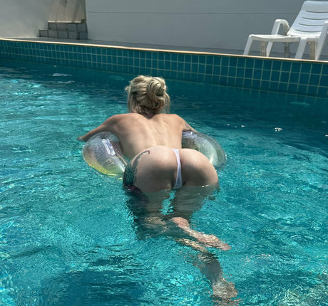 Virtual Lady star art archive