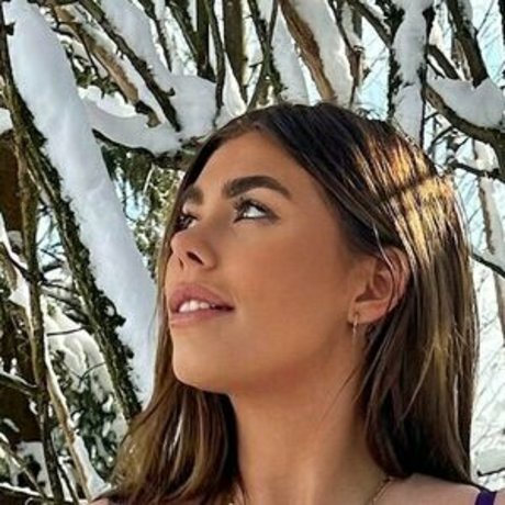 asian top onlyfans sexy image