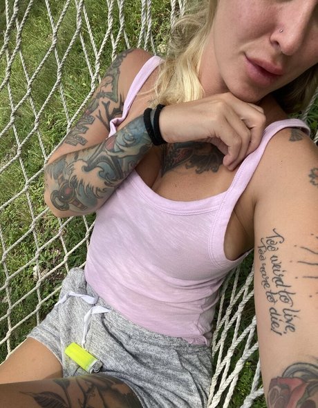 old lady onlyfans pornos image