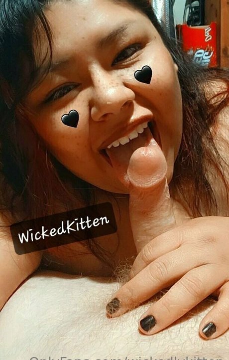 wickedlykitten model xxx img