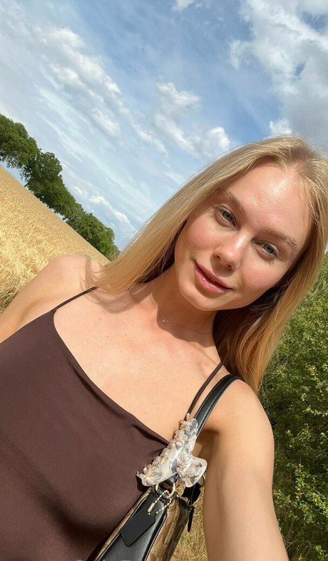 NancyAce nude pornstar gallery