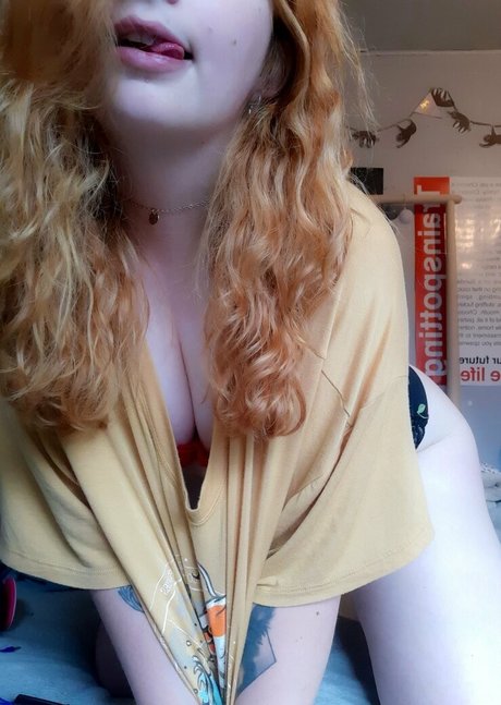 beelou sex pornstar photo