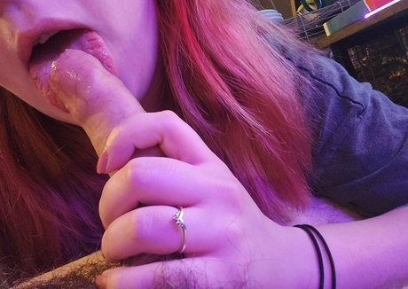 beelou nudes model photos