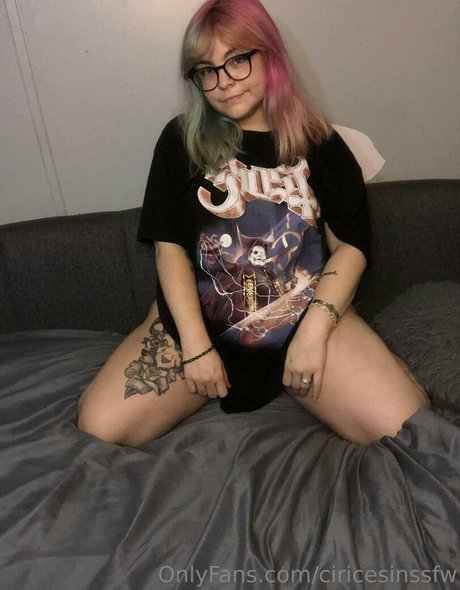 ass spread onlyfans sex photo