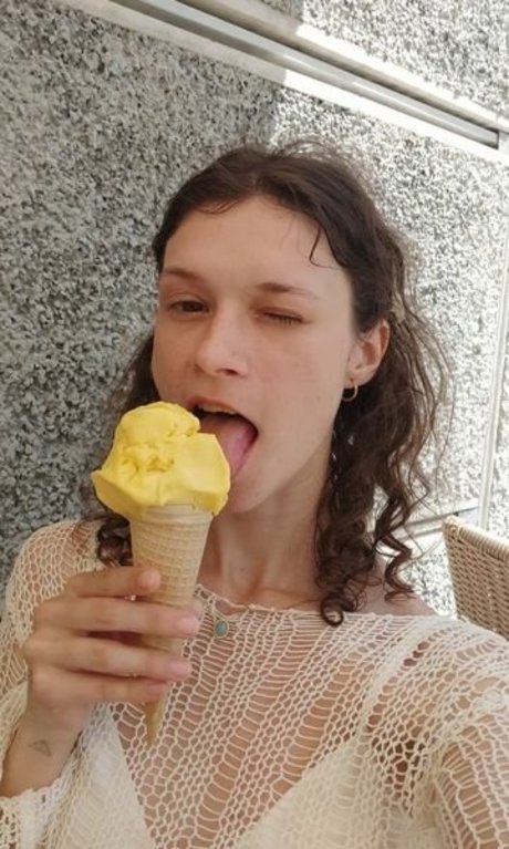 lilpisya pornstar nice photos