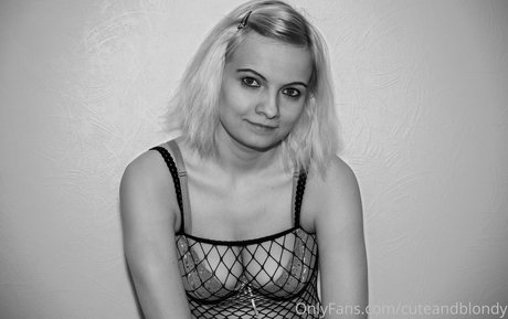 beautiful blowjob onlyfans free xxx archive